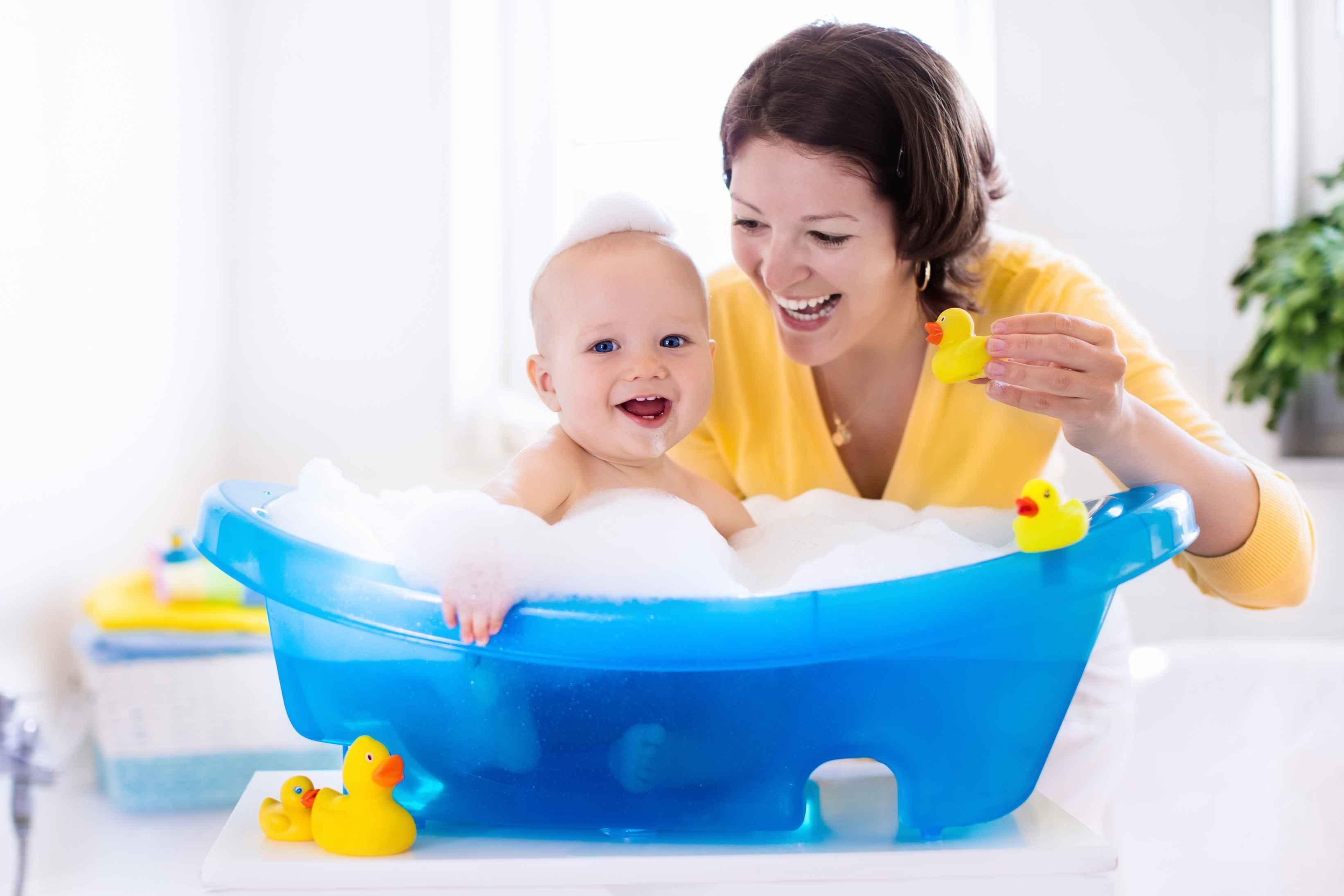 7 Hygiene and Daily Care Tips for New Parents