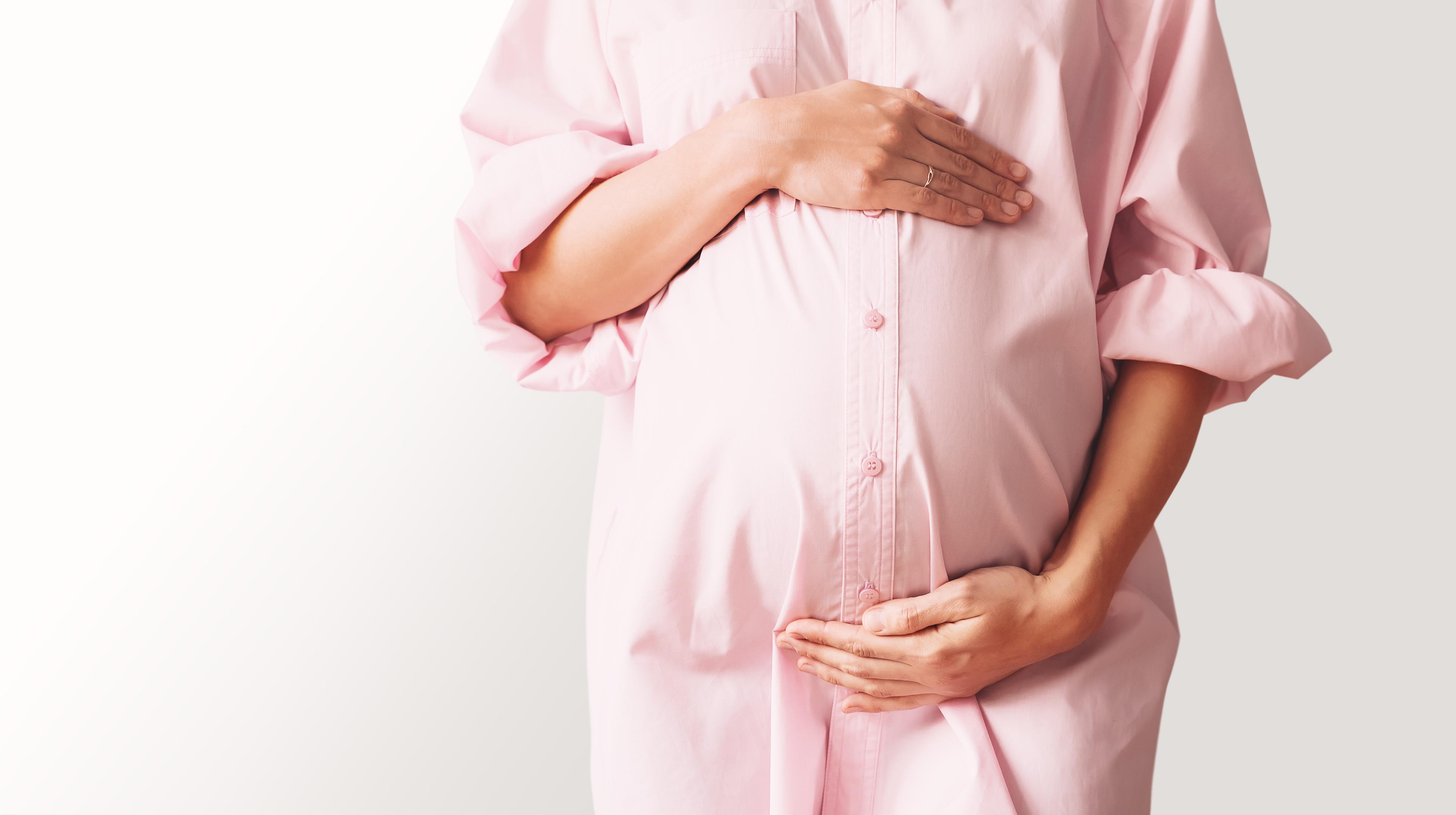 What to Wear When You Are Expecting? Let’s Help