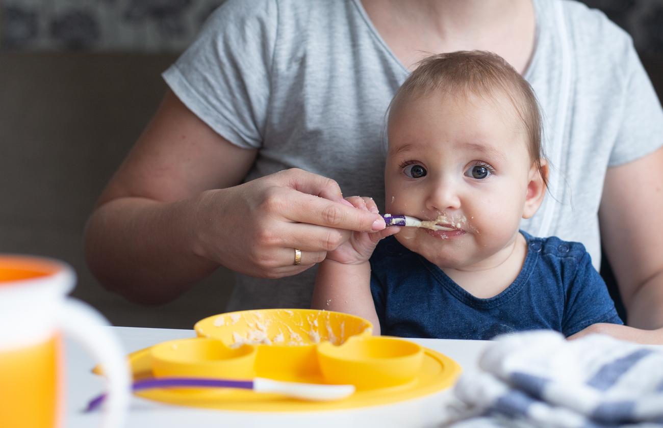 7 common mistakes that parents make while inculcating eating habits in their toddlers