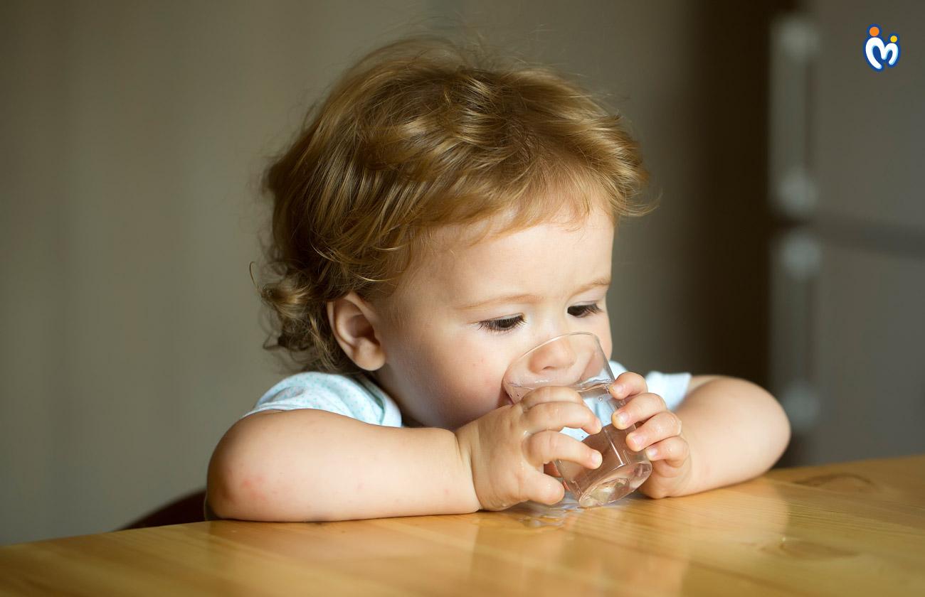How To Switch from bottle feed to Glasses